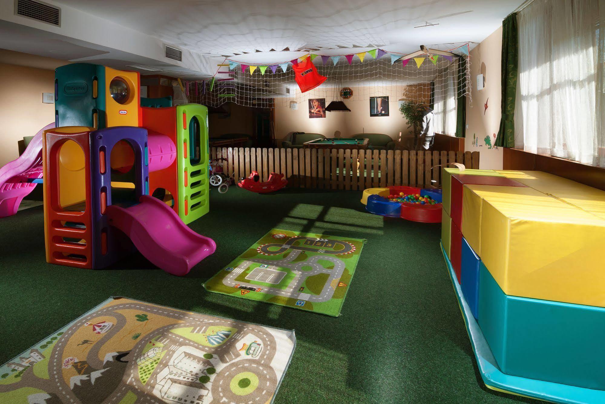 Hotel Vz Bedrichov Špindlerŭv Mlýn 외부 사진